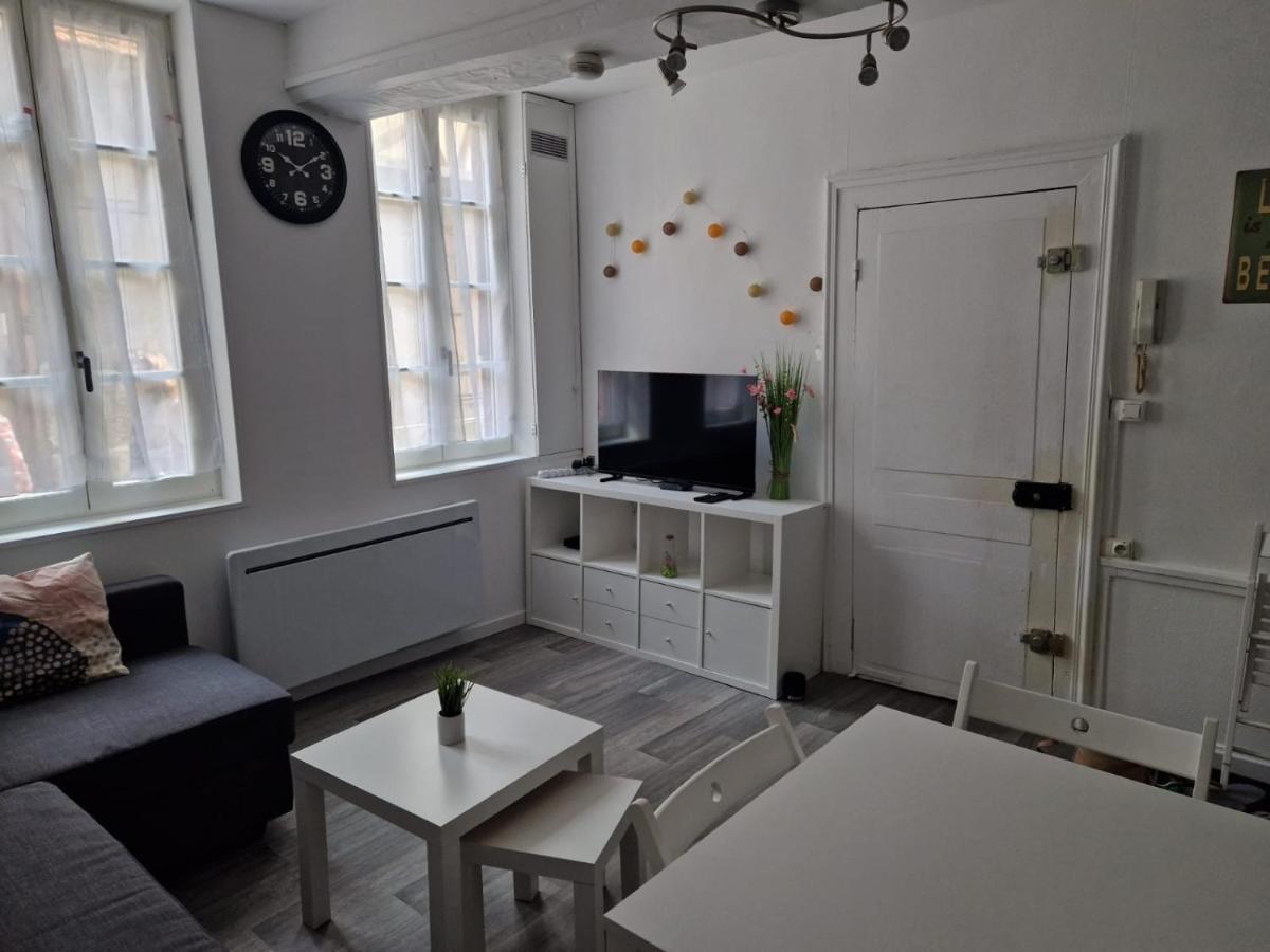 Appartement Superbe - Hypercentre - Rue Madeleine - 6 Personnes *